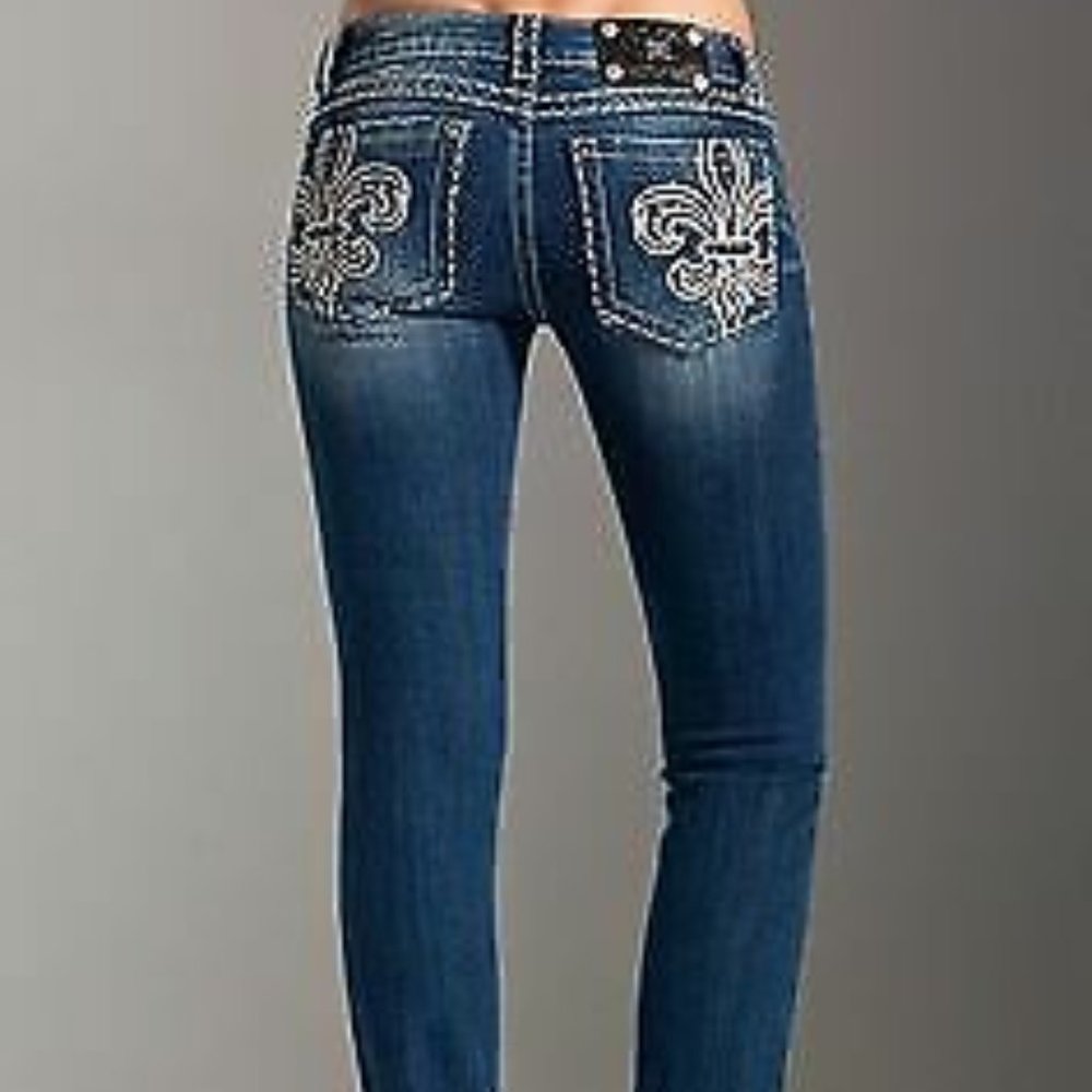 Miss Me Skinny Stretch Cropped Jean Style: JP7066